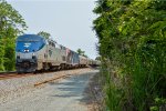 Amtrak 175 leads train 40